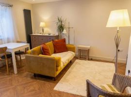 Ξενοδοχείο φωτογραφία: Amarelo apartment, Central Charlbury, 1 Super king bed