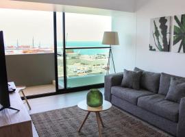 รูปภาพของโรงแรม: Departamento 1D1B con Terraza vista al Mar Servicio HOM 0810