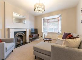 Hotel fotoğraf: Spacious 3 Bedroom house, 10 mins to Birmingham