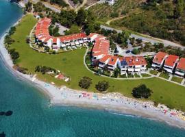 Fotos de Hotel: Beachfront Charming Maisonette