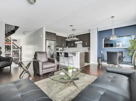 Hotel Foto: Modern townhome in Kanata w direct forest access