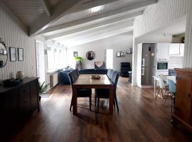 Hotel Foto: Cosy and family friendly home with a great location