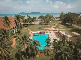 The Nouveau Chumphon Beach Resort And Golf, Hotel in Chumphon
