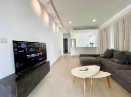 호텔 사진: Modern Apartment in Agios Dometios by Platform 357