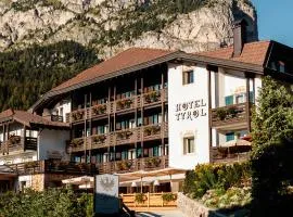 Hotel Tyrol
