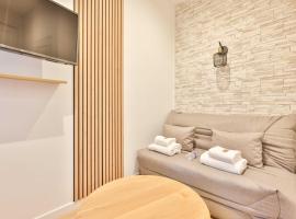 Hotel Photo: Cozy studio in the heart of the 9th arrondissement
