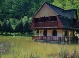 Фотография гостиницы: Unique House on the Lake