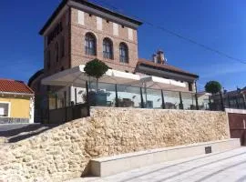 Jardin de la Abadia, Arroyo de la Encomienda