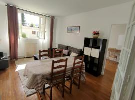 Hotel kuvat: Bel appartement, Bry- sur- Marne