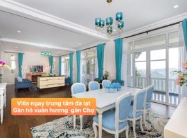 A picture of the hotel: Villa Hạng Sang Đà Lạt - Gần Hồ Xuân Hương Gần Chợ Đà Lạt