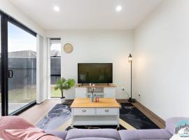 Gambaran Hotel: Aircabin - Kingswood - Sydney - 3 Beds Townhouse