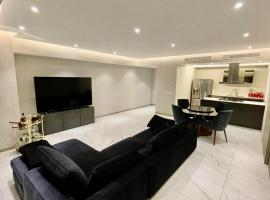 Hotel Photo: Departamento B, Santa Fe, Piso 42