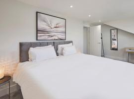 รูปภาพของโรงแรม: Grace's Loft - Central Scarborough 1 Bed Apartment