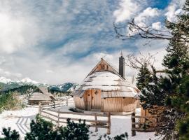 Hotel Photo: Velika Planina - Chalet Lepenatka - I feel Alps