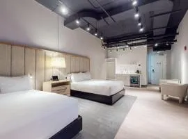 Studio 154 Hotel