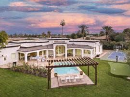 호텔 사진: Farrier by AvantStay Spectacular 7BR Mediterranean-style Estate w Pool