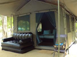 Hotel Foto: Leopard Glamping - Luxury Mobile Campsite in Yala & Kumana