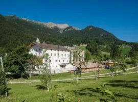 Zum Hirschen Boutique Hotel Val di Non