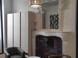 Hotel Photo: studio bord de Loire