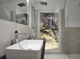 The white cave- Bluchalet, hotel in Riomaggiore