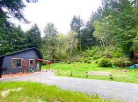 Hotel Photo: New, Modern, Country-feel, close to Arcata