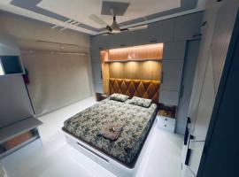 Foto do Hotel: Feel own Nest in holy place Varanasi