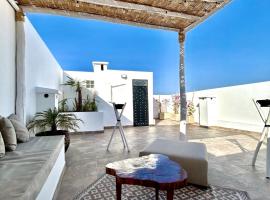 Фотография гостиницы: Appartement avec grande terrasse au centre de Marrakech