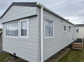 Hotel Photo: Camping Oasis Middelkerke 2-slpk caravan 'New Tropical'