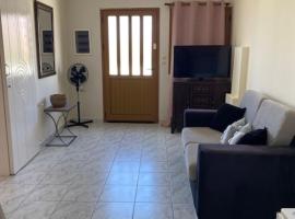 Hotel Photo: Areopoli Home 7