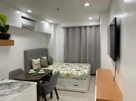 Givande Studio Unit at One PonteFino