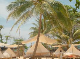 Long Beach Camp, hotel en Islas Perhentian