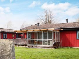 Hotel Photo: Holiday home LAHOLM X