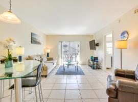 Фотография гостиницы: Fort Lauderdale Condo with Pool - Walk to Beach!