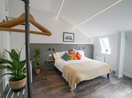 Sgwâr, ξενοδοχείο σε Menai Bridge