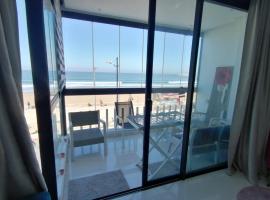 Foto di Hotel: Appartement en bords de plage