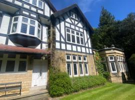 Hotel Photo: Spacious Guest Flat near Roundhay Park