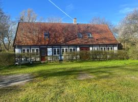 Hyggelig 1. sals lejlighed, ξενοδοχείο σε Άλμποργκ