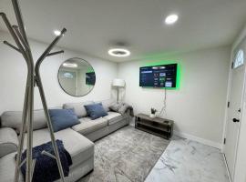 Foto di Hotel: Modern Minimalist Home