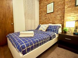 Hotel Photo: 2 Bedroom Cozy Unit in Lower Manhattan