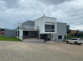 Krotia Lodge Atimpoku, hotel v destinaci Atimpoko