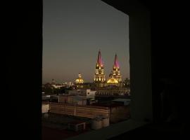 Ξενοδοχείο φωτογραφία: Departamento Nuevo con Vista a la Catedral de Guadalajara