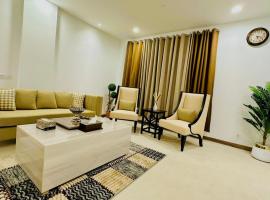 รูปภาพของโรงแรม: Luxury one bed Apartment in Penta Square DHA Lahore