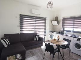 Photo de l’hôtel: Cem's 2 bedroom Apartment Famagusta City Centre