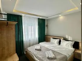 Garden Hotel