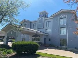 Days Inn & Suites by Wyndham Arlington Heights
