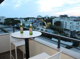 Foto di Hotel: Savana Modern Apartment by the sea