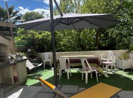 PARENTHÈSE Chambre Cosy proche Centre et Gare, hotel in Angoulême