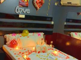 Hotel Photo: Love Room Sunrise Center Bonapriso 108