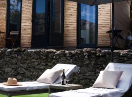 Hotel Photo: Le Nid des Calanques