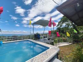 Island samal overlooking view house with swimming pools, hotell sihtkohas San Antonio